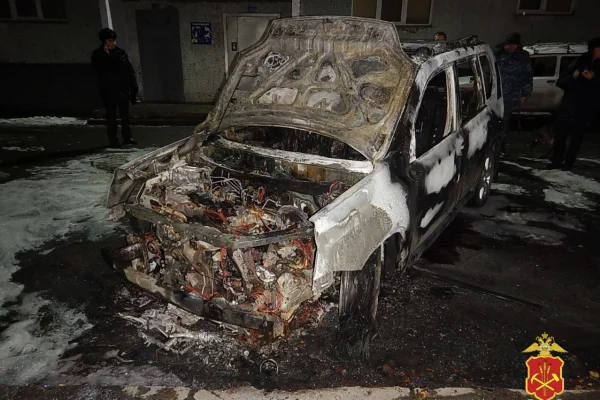 В Прокопьевске за 5 дней сгорели 3 автомобиля, 2 из них подожгли