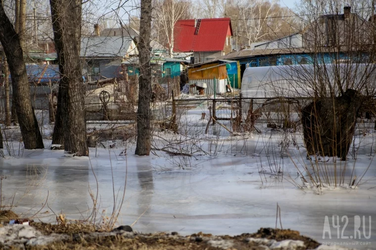 Фото: Дело не только в снеге: почему Кемерово топит в неожиданных местах  1