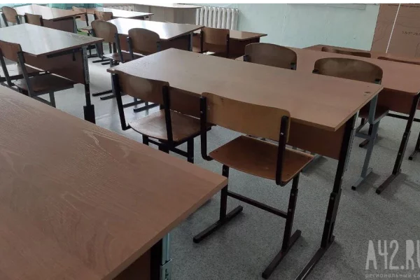 В ростовской школе в столовой на столах поставили таблички «Малоимущие» и «СВО»