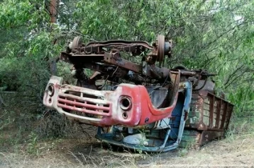 Фото: Радиоактивный грузовик найден в Чернобыльской зоне 1