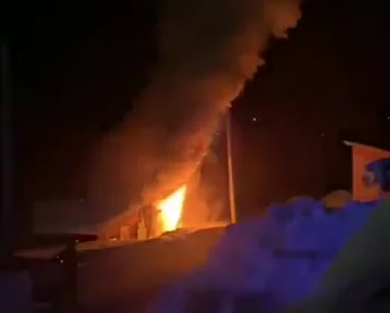 Фото: Опубликовано видео пожара в гостинице в Шерегеше 1