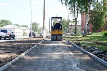 Фото: Газоны, тротуары и новые сети: мэр Кемерова рассказал о ремонте Инициативной улицы 1