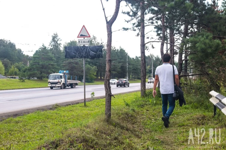 Фото: Прошло три месяца с начала ремонта Кузбасского моста. Мы проверили, как быстрее его пересечь: на автобусе, в машине или пешком 10