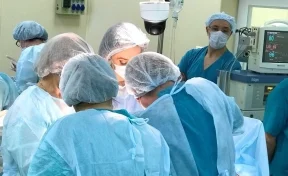 В Кемерове врачи трёх больниц спасли беременную женщину со злокачественной опухолью