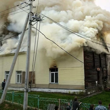 Фото: Появились подробности крупного пожара в здании дома культуры в Кузбассе 5