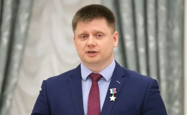 Фото: Путин вручил кузбасскому космонавту Гребёнкину золотую звезду Героя России 2