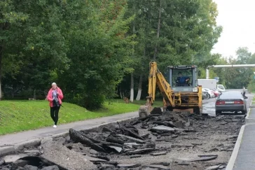 Фото: В Кемерове подрядчик приступил к ремонту проезда на ФПК 2