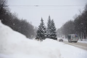 Фото: ГИБДД предупредила кузбассовцев о возможных заносах на дорогах из-за снегопадов 1