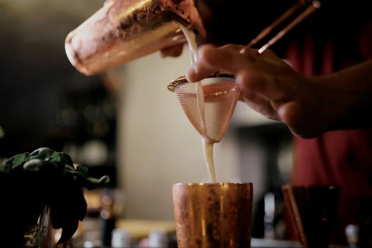 Фото: От стейков до редких треков: как в Кемерове меняют формат караоке-вечеров 2