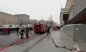 Появилось видео с места тушения пожара в Театре Сатиры на Триумфальной площади