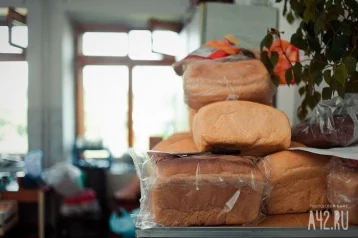 Фото: Более 19 килограммов просроченного хлеба сняли с продажи в Кузбассе 1