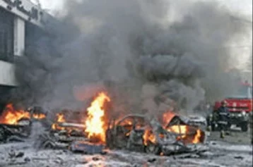 Фото: Взрыв грузовика на Шри-Ланке попал на видео 1