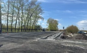 В Кемерове на путепроводе в Пионере началось асфальтирование подходов
