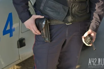 Фото: Двое новокузнечан попытались взломать мультикассу монтировками 1