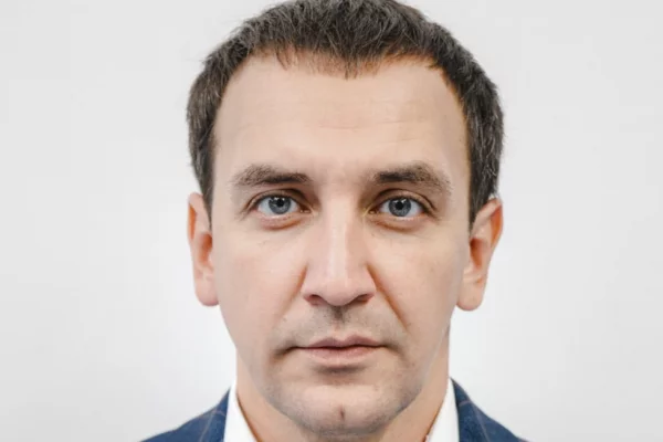 Пресс-секретарь губернатора Кузбасса Евгений Романов ушёл в отставку