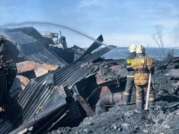 Фото: Пожар на обогатительной фабрике в Нерюнгри локализовали на 300 квадратах 1