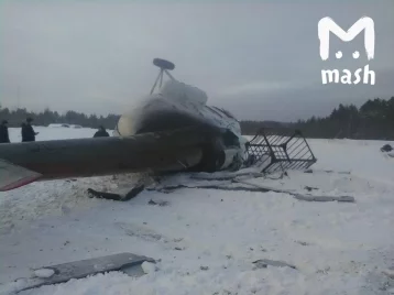 Фото: Вертолёт Ми-8 с пассажирами потерпел крушение при посадке  в Томской области 1