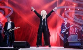 Концерт известной певицы в Кемерове перенесли на 9 месяцев из-за ситуации с коронавирусом