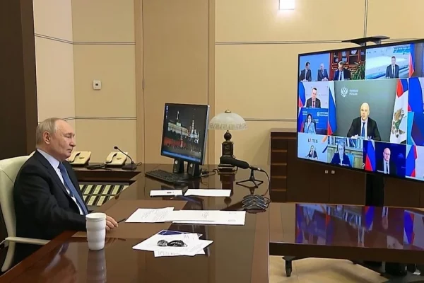 Путин призвал Силуанова и Набиуллину объяснить россиянам суть цифрового рубля