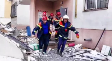 Фото: Спасённый из-под завалов дома в Саратове мужчина скончался по пути в больницу 1