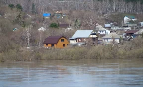 В Кемерове уровень воды в Томи за первые майские праздники понизился на 89 см