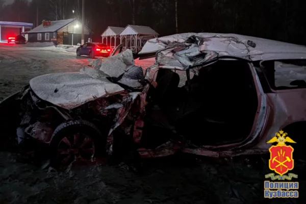 В Кузбассе пьяный водитель грузовика устроил ДТП на трассе Кемерово — Новокузнецк: погибли 3 человека