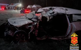 В Кузбассе пьяный водитель грузовика устроил ДТП на трассе Кемерово — Новокузнецк: погибли 3 человека