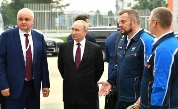 Фото: Кремль опубликовал фото поездки Владимира Путина в Кемерово 1
