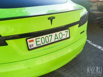 Фото: «Cybertruck в нашей глубинке»: в Новокузнецке заметили автомобиль Tesla стоимостью около 30 млн рублей 1