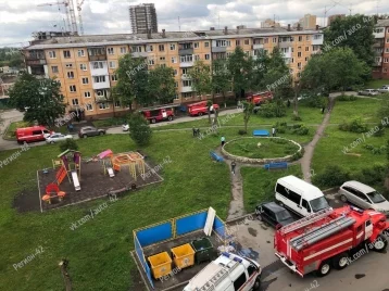 Фото: В Кемерове при пожаре в пятиэтажке на Ленина спасли пять человек 1