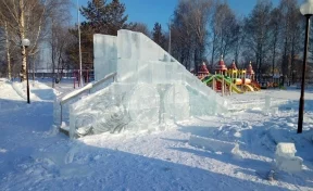ЗАО «Стройсервис» возводит для кузбассовцев ледяные городки с «БелАЗами» и «экскаваторами»