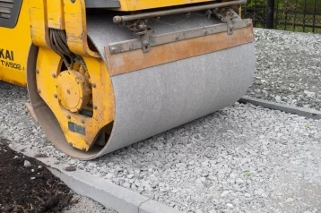 Фото: В Кемерове на Южном появились очертания новых тротуаров 1