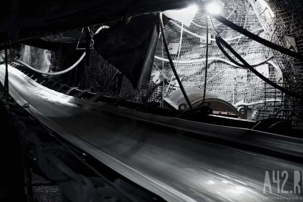 Ростехнадзор приостановил на 90 суток работы на кузбасской шахте после обрушения породы