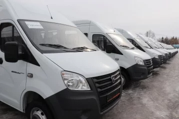 Фото: В Кузбасс прибыли новые машины для перевозки пациентов на гемодиализ 1