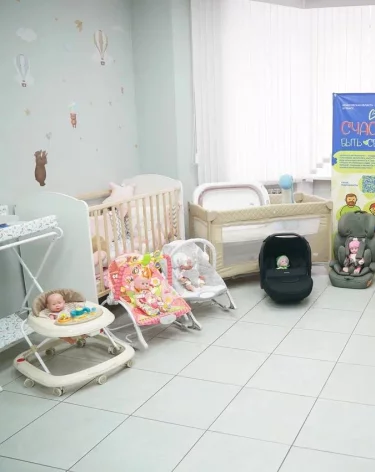 В Осинниках открылся пункт проката вещей для новорождённых