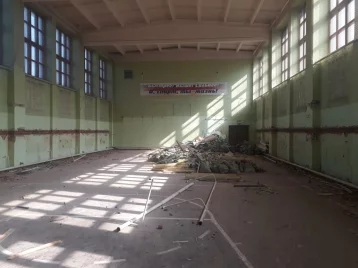 Фото: Илья Середюк рассказал о ремонтных работах в кемеровской гимназии 1
