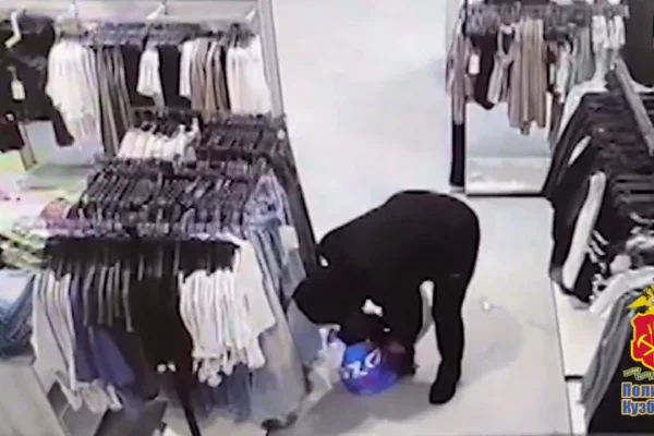 Кемеровчанин совершил серию магазинных краж на сумму более 50 тысяч рублей