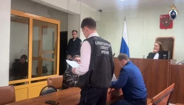 Фото: В Новокузнецке суд арестовал мужчину, смертельно ранившего 19-летнюю работницу кафе 1