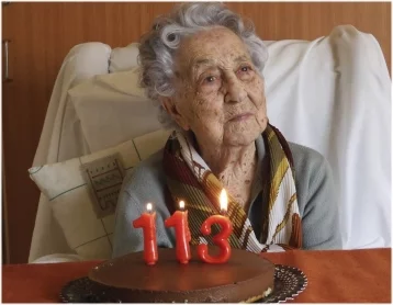 Фото: Старейшая жительница Испании вылечилась от коронавируса в возрасте 113 лет 1
