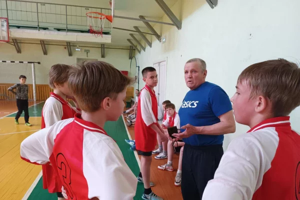 В Кузбассе тренерам в малых городах и посёлках заплатят по миллиону рублей