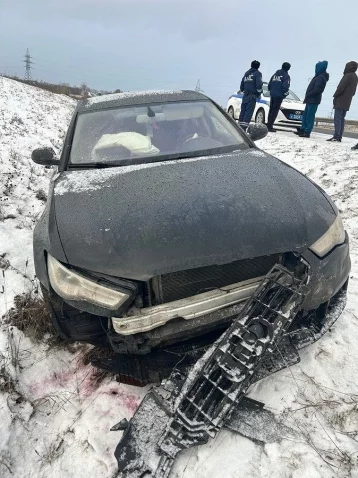 Фото: Пьяный кузбассовец на машине жены поехал к другу в Белово и попал в ДТП 1