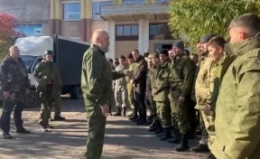 Губернатор Кузбасса Сергей Цивилёв прибыл в учебный центр для мобилизованных в Омске