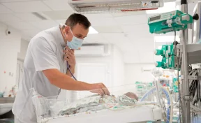 В Кемерове врачи спасли младенца с отёком лёгких: редкую операцию провели впервые за 50 лет