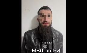 В Назрани двое мужчин с оружием напали на таксиста