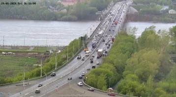 Фото: Кузбасский мост в режиме онлайн: у A42.RU появилась новая дорожная камера 1