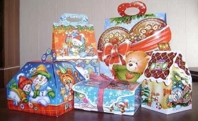 Эксперты: детские новогодние подарки в РФ подорожали, но стали тяжелее
