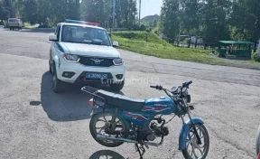 В Кузбассе остановили подростка, который управлял байком без прав и экипировки