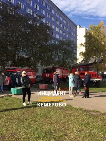 Фото: Опубликовано видео серьёзного пожара в кемеровской многоэтажке 3