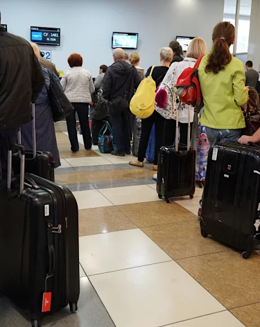 В Госдуме предложили снизить наценку на авиабилеты в праздничные дни