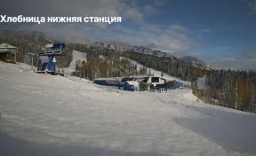 В Шерегеше склоны горы Зелёной засыпало снегом